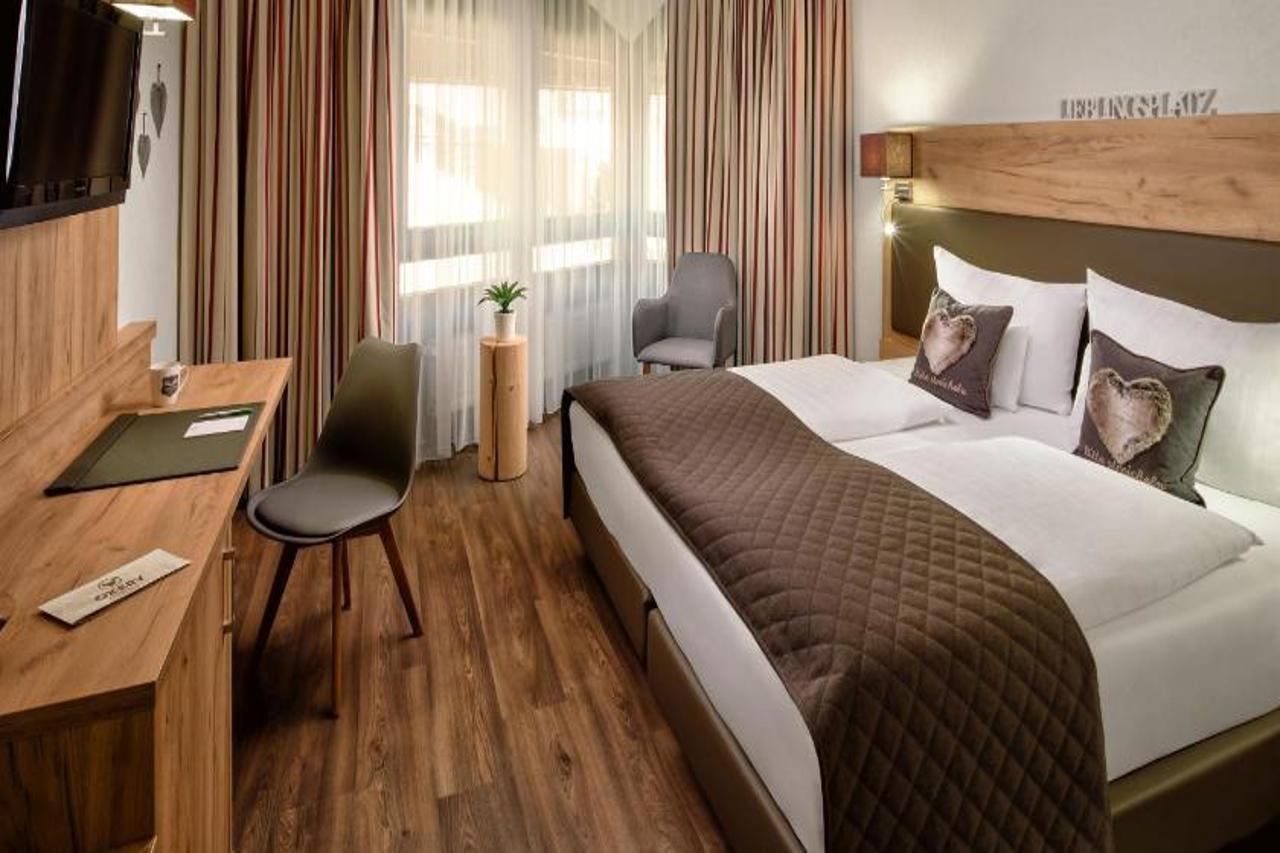 Neo Linde Esslingen E.k. Hotel 4*